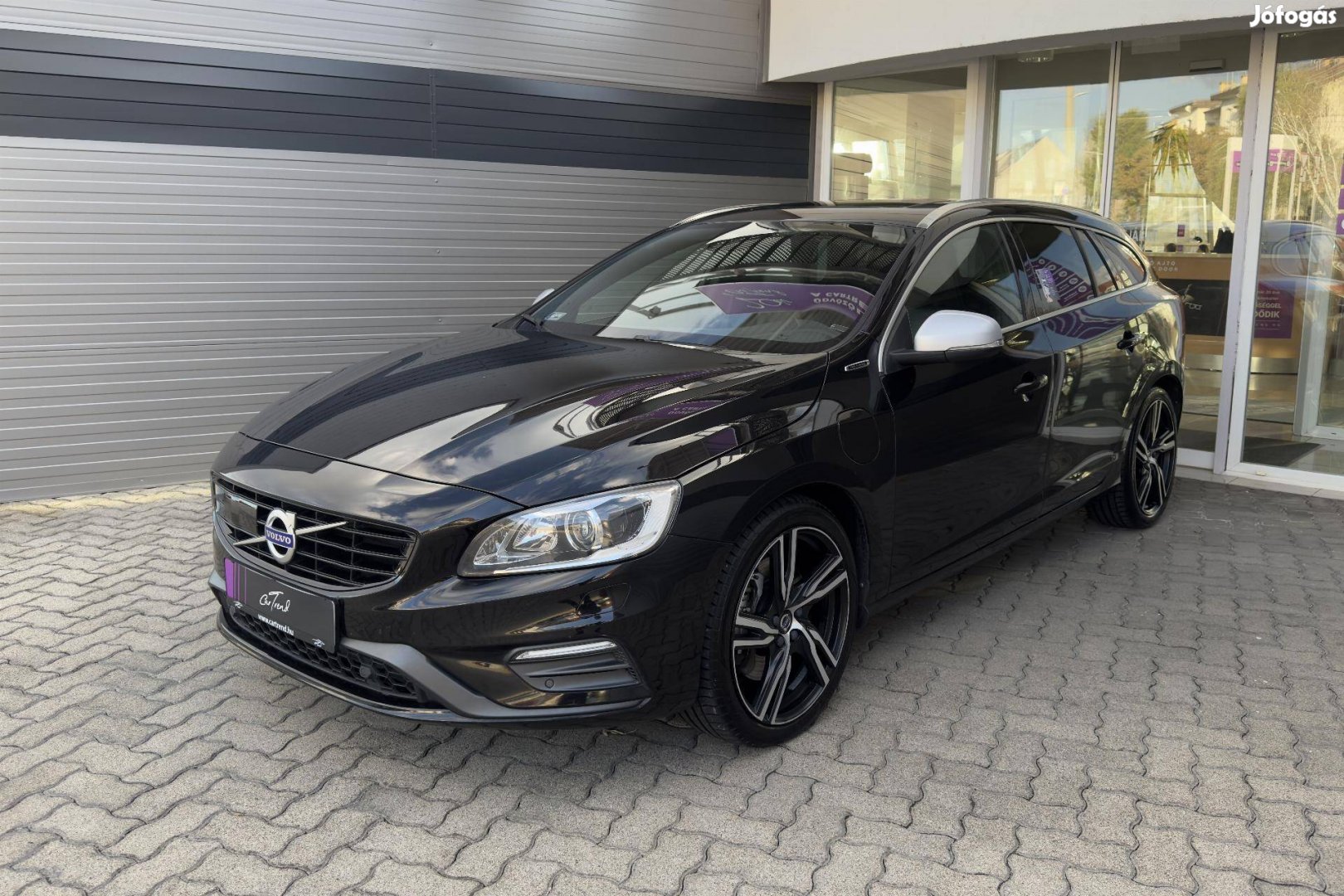 Volvo V60 2.4 D [D4] AWD R-Design Momentum Gear...